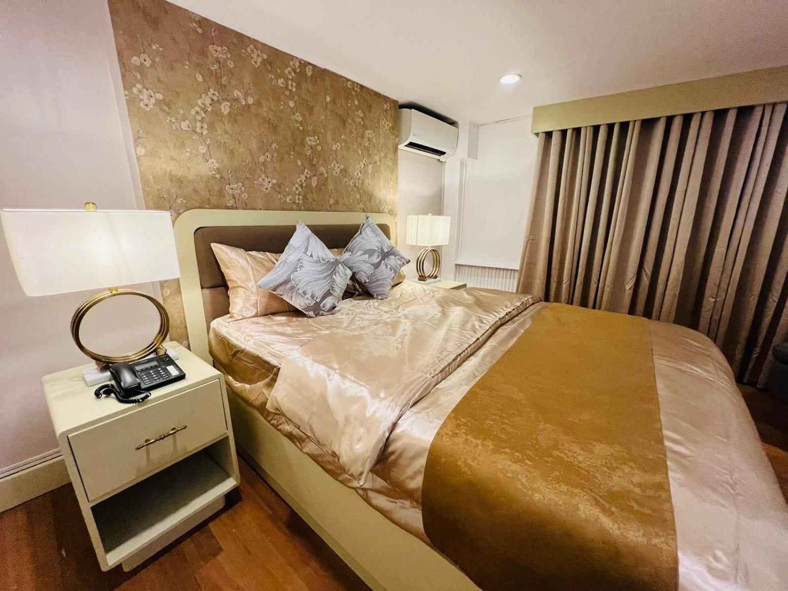 RedDoorz Premium at Arzo Hotel Manila Exterior foto